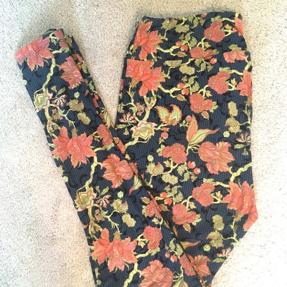 Lularoe TC floral leggings